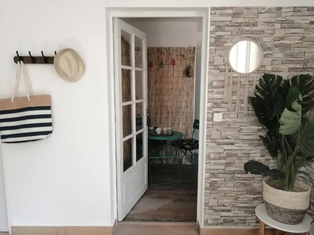 Вилла Calme Et Intimite Proche Avignon Piscine Options Au Choix Privee Ou Partagee De Juin A Octobre Morieres-les-Avignon Экстерьер фото
